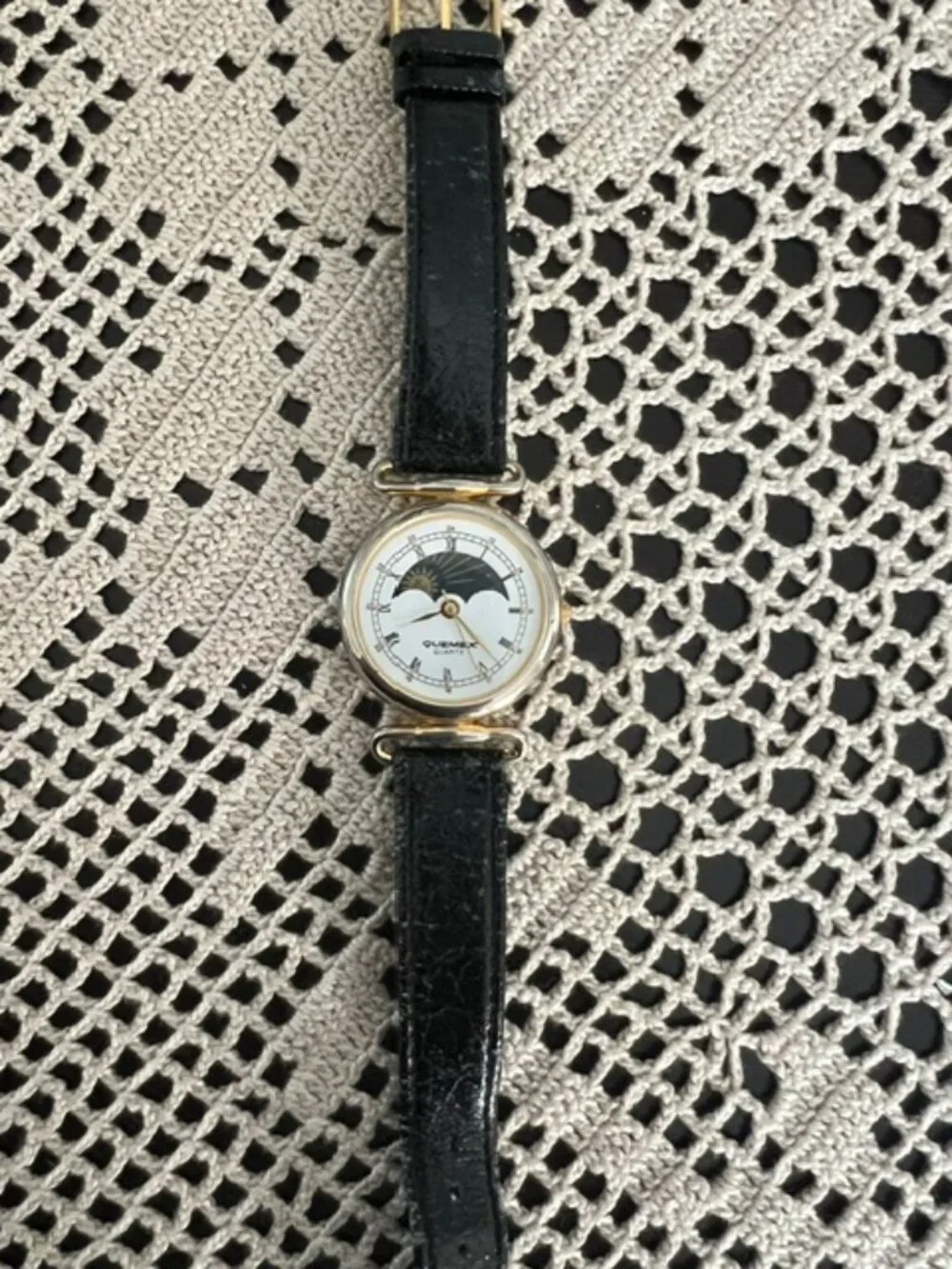 VTG Quemex Quartz Moon Phase Quartz Watch W/ Black Strap Unisex - New Battery